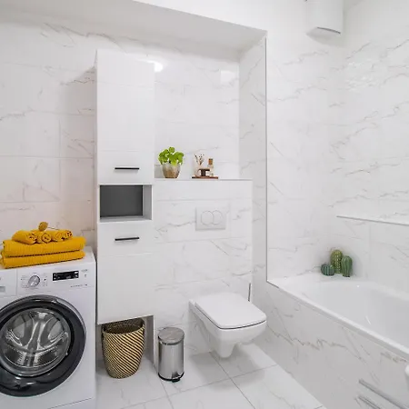 Appartamento Japandi Apartment, Free Parking