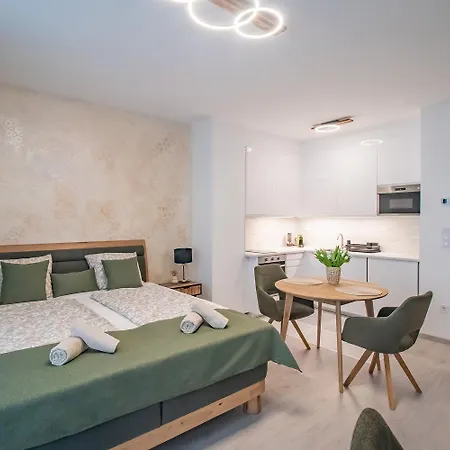Japandi Apartment, Free Parking Apartament *