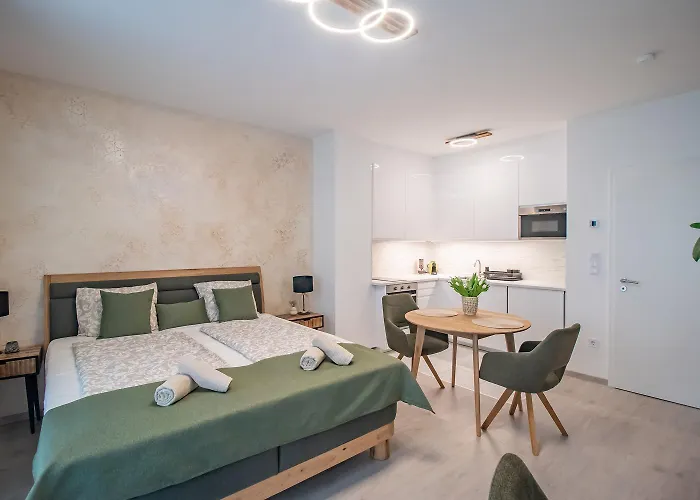 Japandi Apartment, Free Parking Apartament *